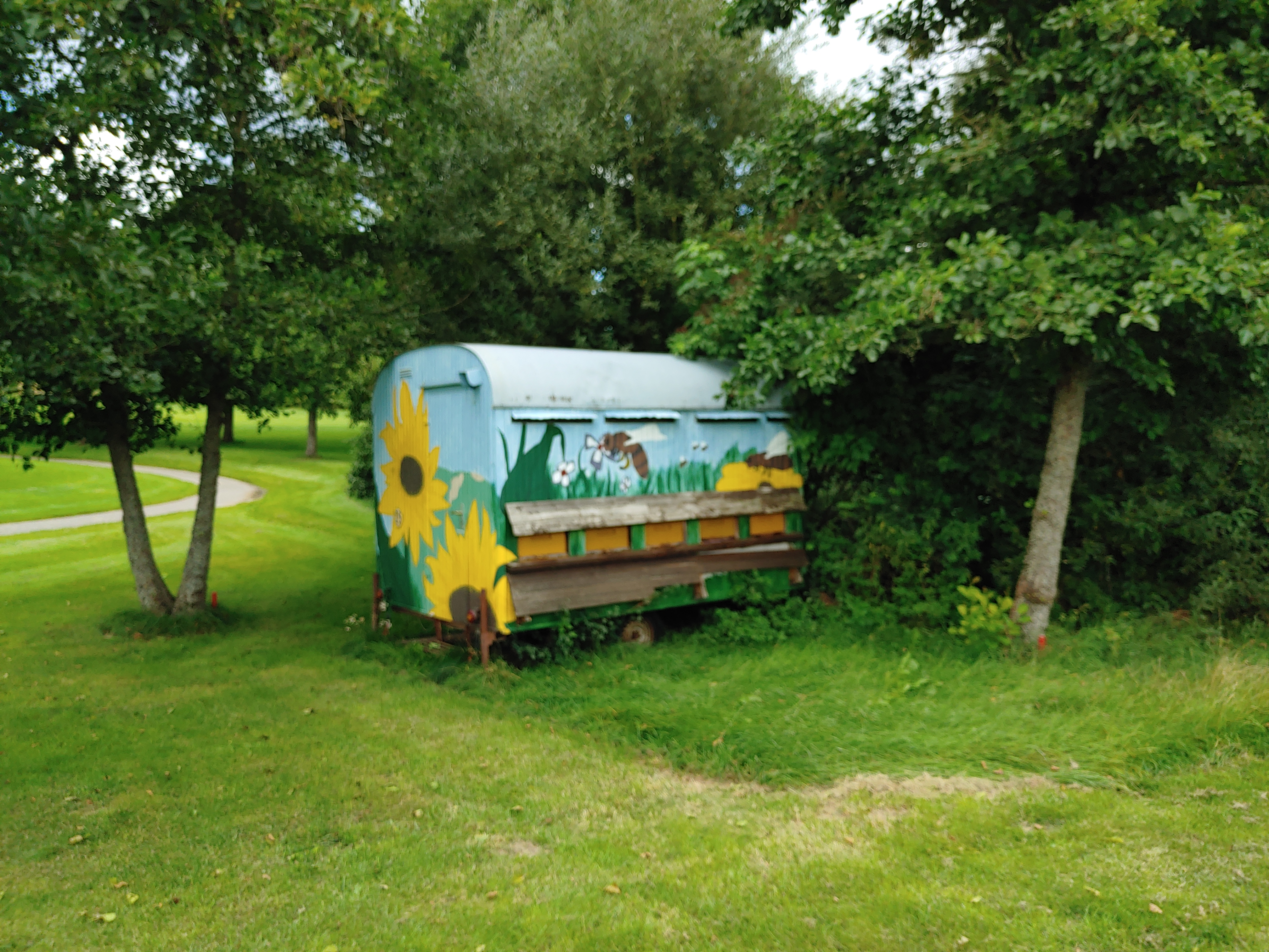 Der Bienenwagen